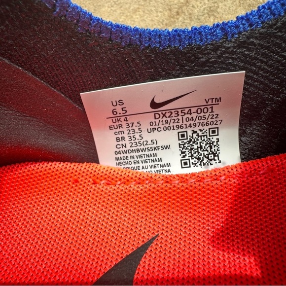 Nike Epic Phantom Run Flyknit 2 Road No Lace Running Shoes Women's 6.5 NWOB - Picture 9 of 9